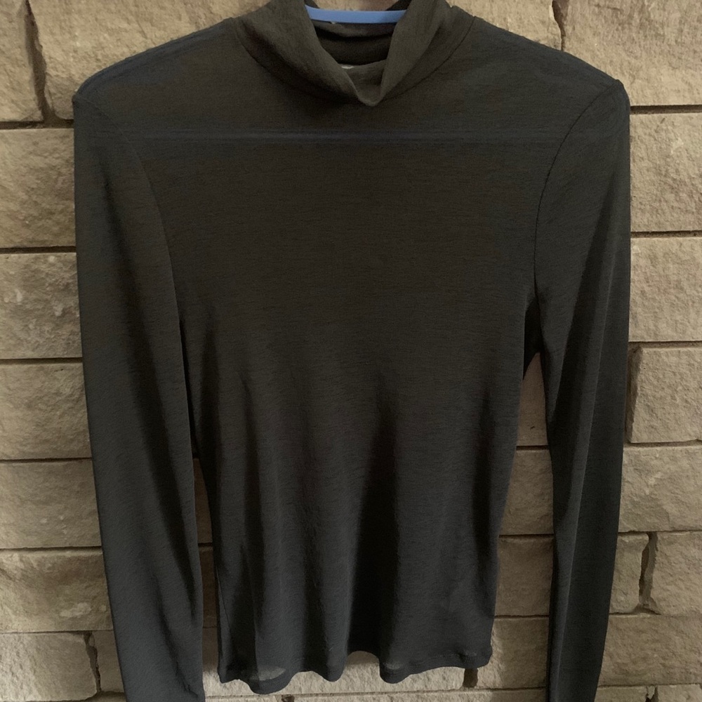 Cute turtleneck